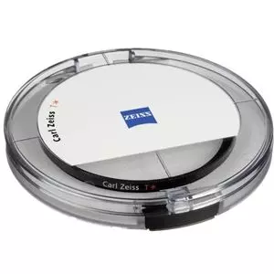Carl Zeiss T* UV Filter  52mm