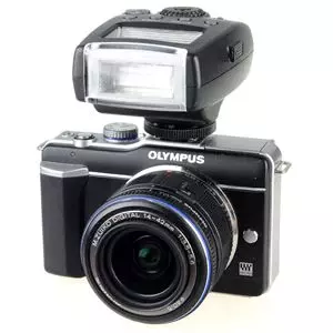 Meike 300 Ttl Flash Pan/Leica
