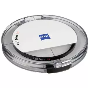 Carl Zeiss T* UV Filter  49mm