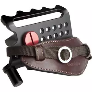 Varavon Armor Handgrip