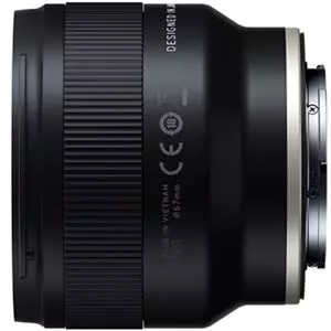 עדשה טמרון Tamron for Sony E 24MM F2.8 FF - יבואן רשמי