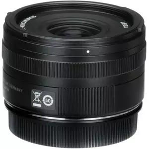Leica Summicron-T 23mm F/2 Asph Lens - יבואן רשמי