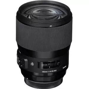 עדשה סיגמא Sigma for Leica L 135mm F1.8