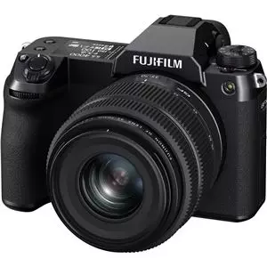 מצלמה פוגי חסרת מראה  Fuji-Film GFX 50S II + 35-70mm  - יבואן רשמי