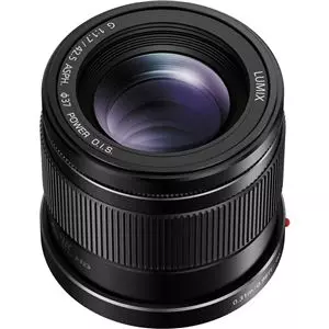 עדשה פאנסוניק Panasonic Lumix G 42.5mm f/1.7