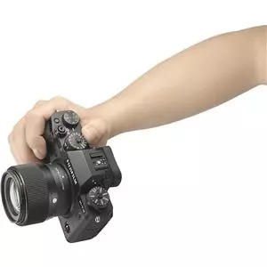 עדשה סיגמא Sigma 56mm F1.4 DN Lens for Fuji