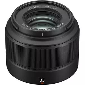 עדשה פוג'י FujiFilm XC 35mm f/2 Lens - יבואן רשמי