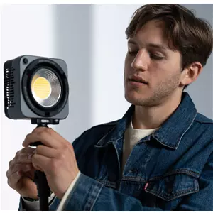 ZHIYUN G200 MOLUS VIDEO LIGHT