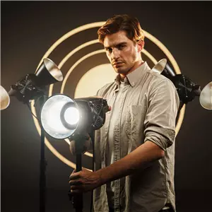 ZHIYUN B300 MOLUS COB LIGHT