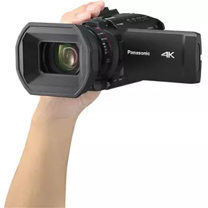 מצלמת וידאו מקצועי פאנסוניק Panasonic HC-X1200 4K Camcorder