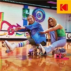 KODAK מצלמת אינסטנט מדגם Smile Plus (פוקסיה)