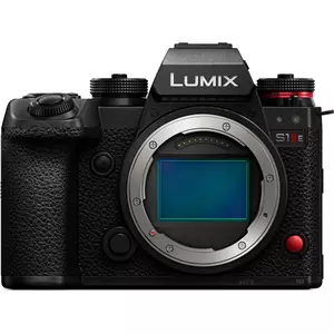 מצלמה חסרת מראה פנסוניק Panasonic Lumix S1 IIE Body